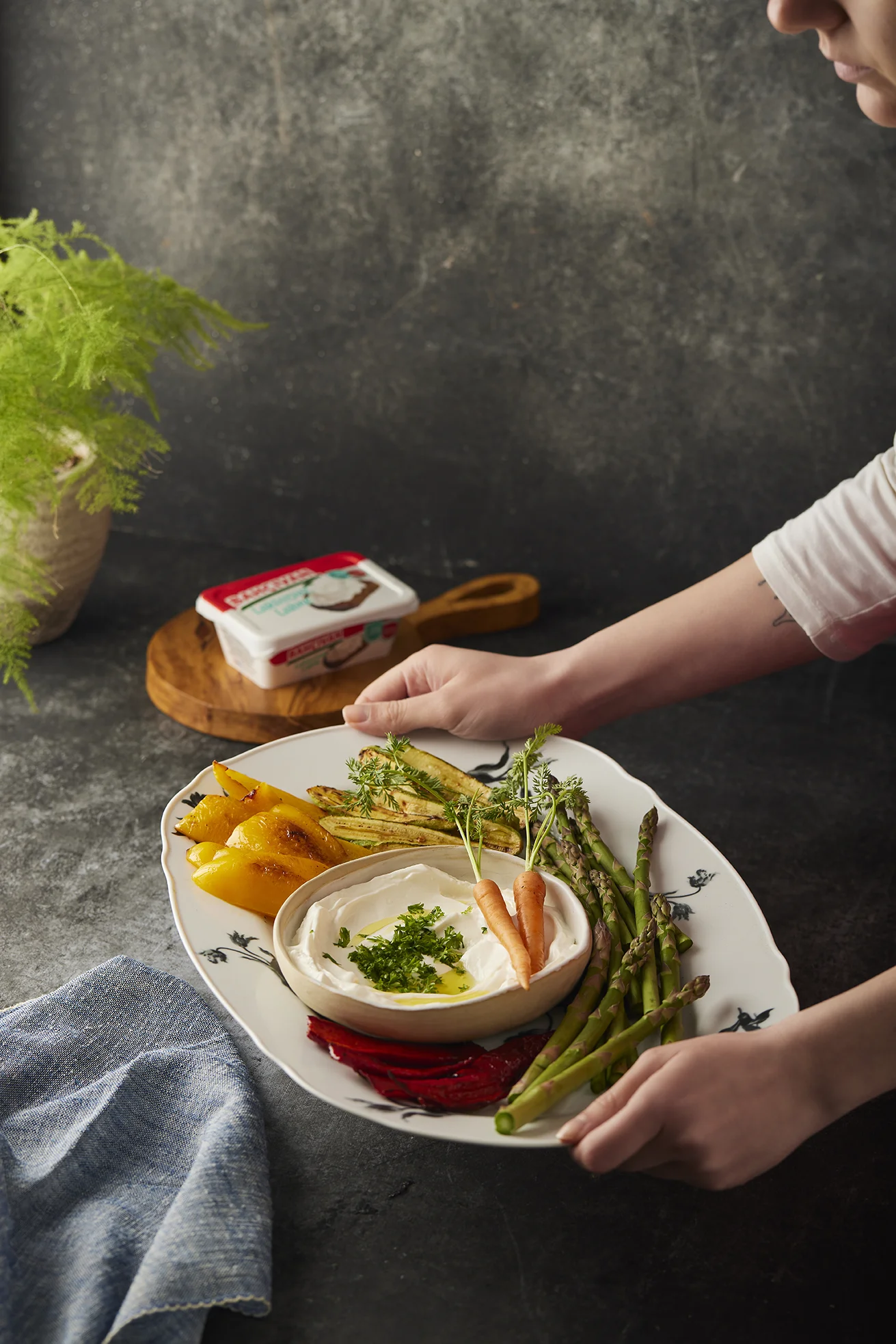 Bahçıvan cheese breakfast platter with fresh vegetables